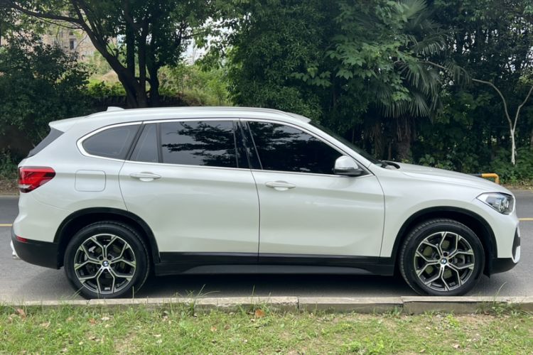Used BMW X1 2020 sDrive25Li Leading Model Exterior 4