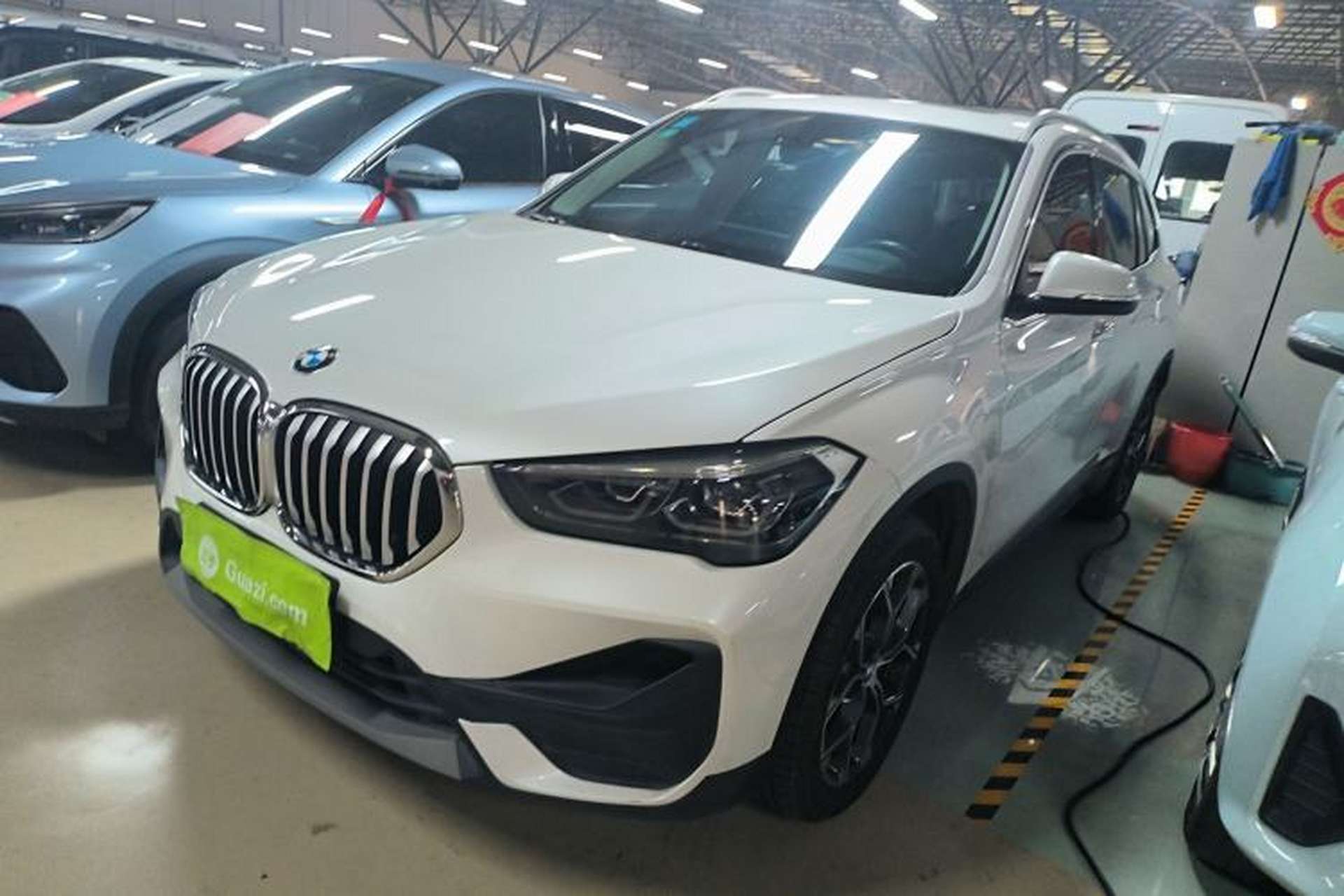 Used BMW X1 2020 sDrive25Li Leading Model Front Left 45 Deg