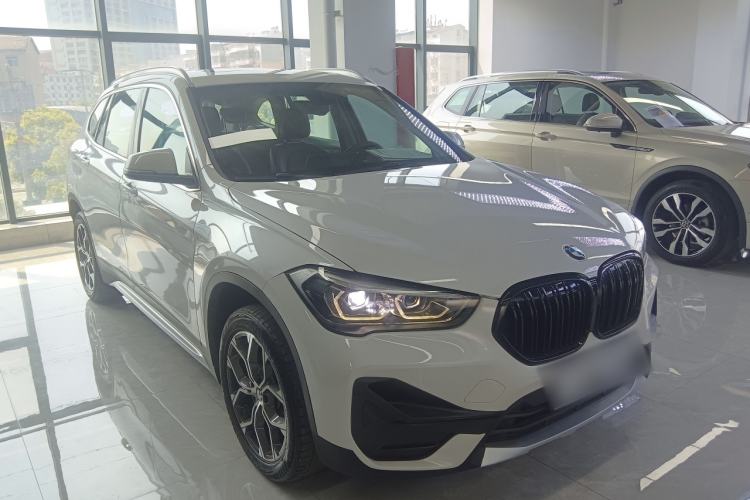 Used BMW X1 2020 sDrive20Li Premium Edition Front Right 45 Deg