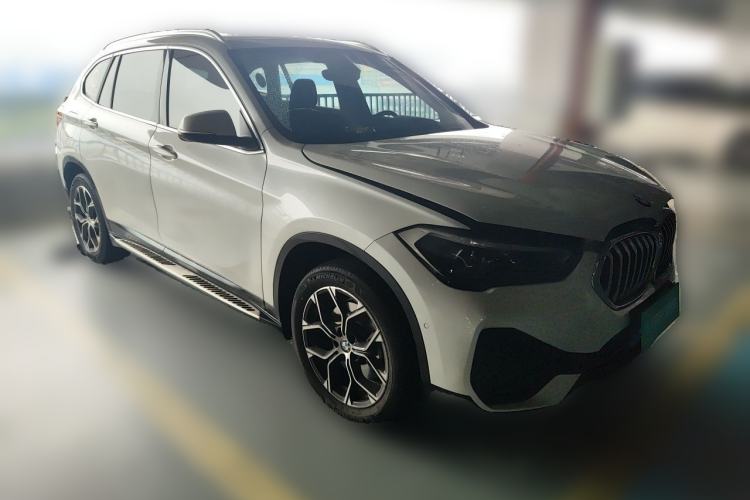 Used BMW X1 2020 sDrive25Li Leading Model Front Right 45 Deg