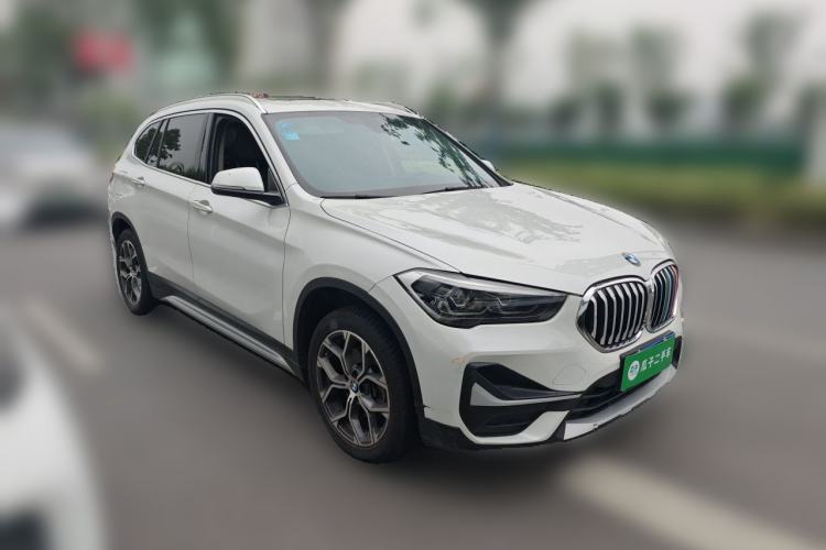 Used BMW X1 2020 sDrive20Li Premium Edition Front Right 45 Deg