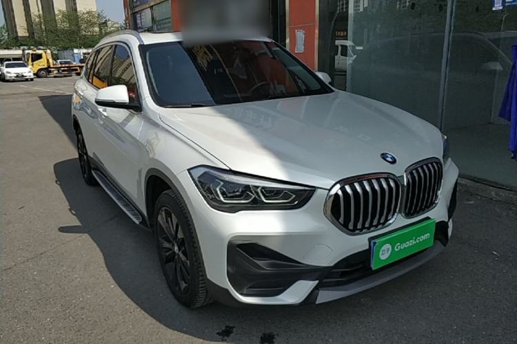 Used BMW X1 2020 sDrive20Li Fashion Model Front Right 45 Deg