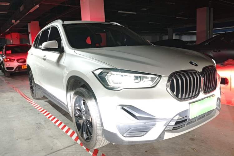 Used BMW X1 2020 sDrive20Li Fashion Model Front Right 45 Deg