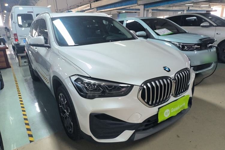 Used BMW X1 2020 sDrive25Li Leading Model Front Right 45 Deg
