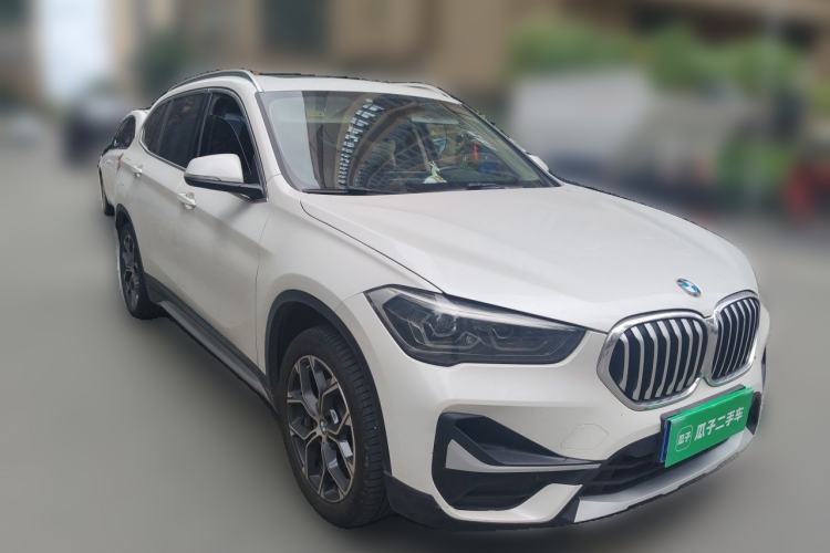 Used BMW X1 2020 sDrive20Li Premium Edition Front Right 45 Deg