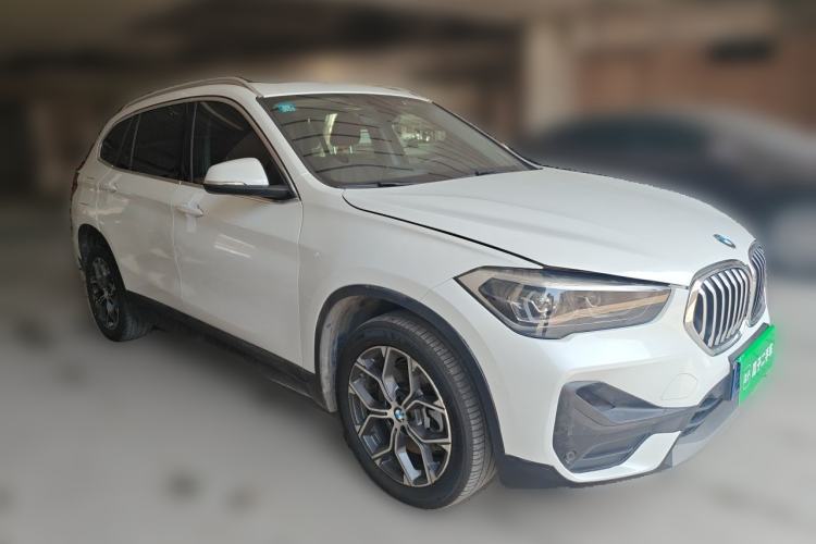 Used BMW X1 2020 sDrive25Li Leading Model Front Right 45 Deg