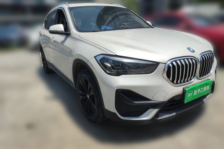 Used BMW X1 2020 sDrive20Li Fashion Model Front Right 45 Deg