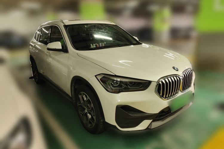 Used BMW X1 2020 sDrive25Li Leading Model Front Right 45 Deg