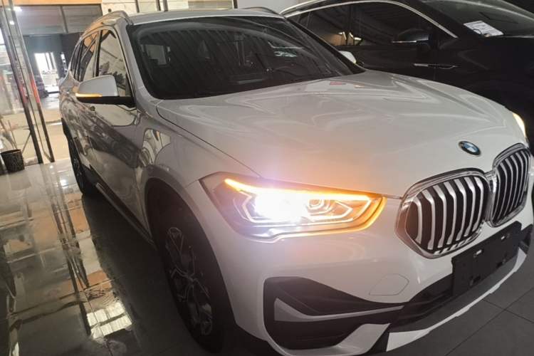 Used BMW X1 2020 sDrive20Li Premium Edition Front Right 45 Deg