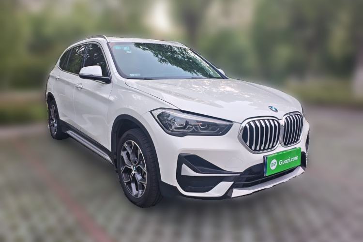 Used BMW X1 2020 sDrive20Li Premium Edition Front Right 45 Deg