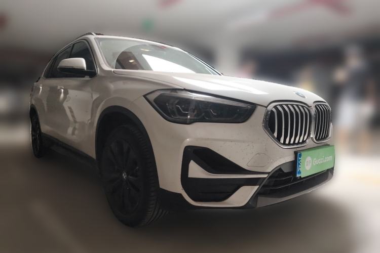 Used BMW X1 2020 sDrive20Li Fashion Model Front Right 45 Deg