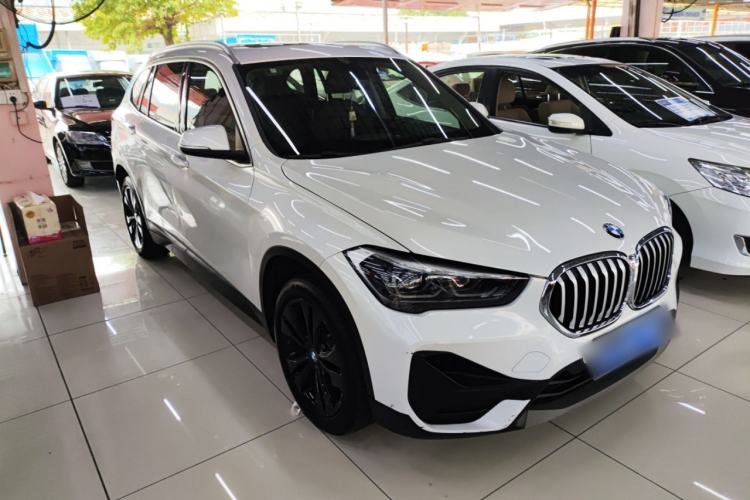 Used BMW X1 2020 sDrive20Li Fashion Model Front Right 45 Deg