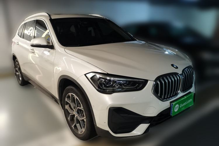 Used BMW X1 2020 sDrive25Li Leading Model Front Right 45 Deg