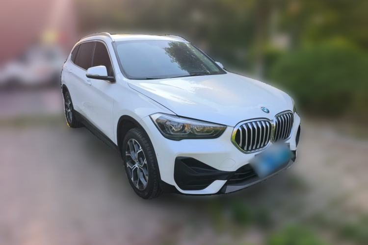 Used BMW X1 2020 sDrive25Li Leading Model Front Right 45 Deg