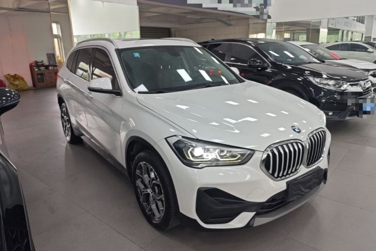 Used BMW X1 2020 sDrive25Li Leading Model Front Right 45 Deg
