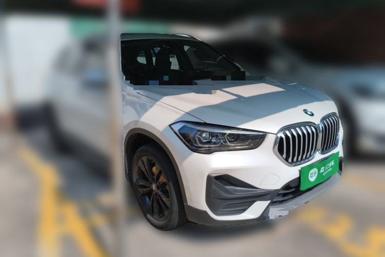 Used BMW X1 2020 sDrive20Li Fashion Model Front Right 45 Deg