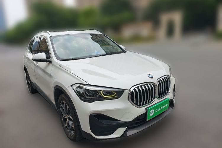 Used BMW X1 2020 sDrive25Li Leading Model Front Right 45 Deg
