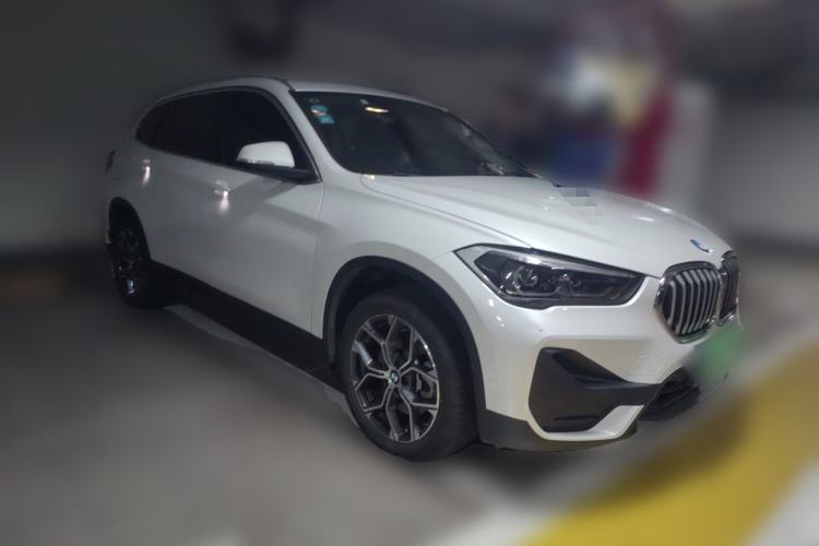 Used BMW X1 2020 sDrive25Li Leading Model Front Right 45 Deg