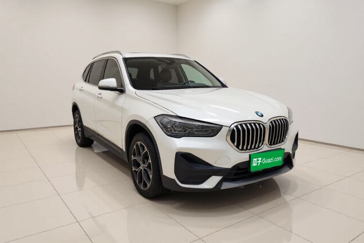 Used BMW X1 2020 sDrive25Li Leading Model Front Right 45 Deg