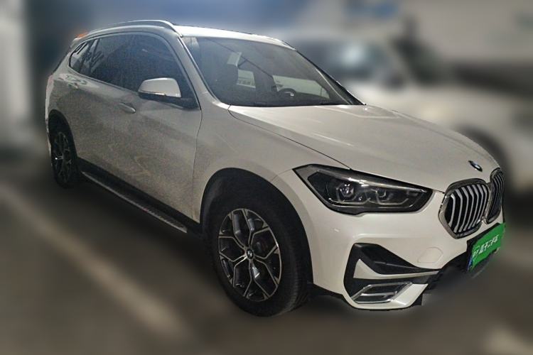 Used BMW X1 2020 sDrive25Li Leading Model Front Right 45 Deg