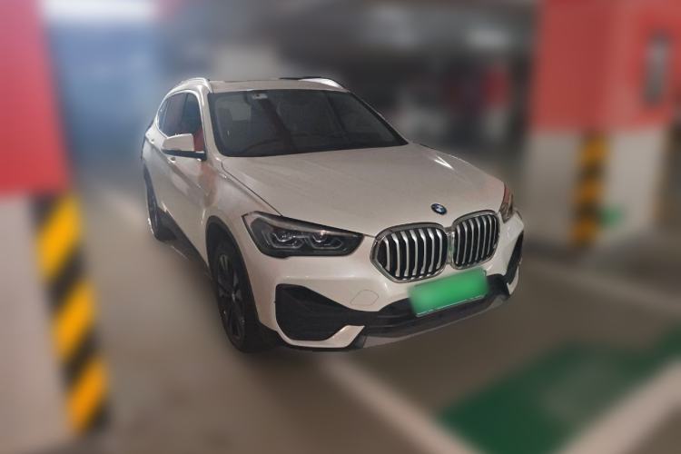 Used BMW X1 2020 sDrive20Li Fashion Model Front Right 45 Deg