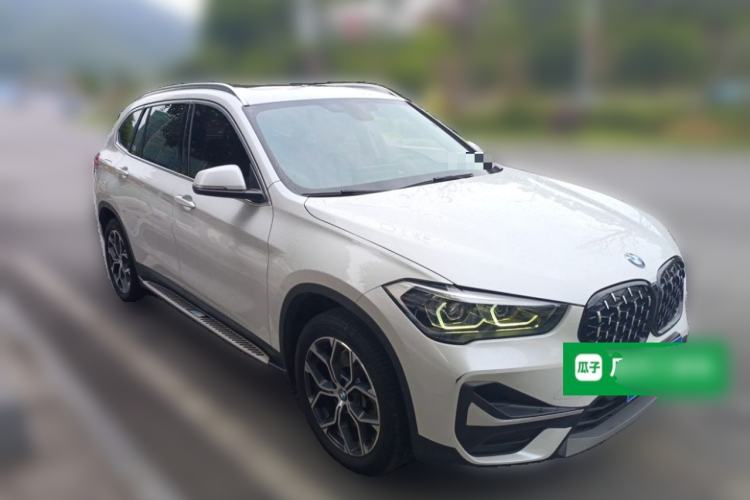 Used BMW X1 2020 sDrive25Li Leading Model Front Right 45 Deg