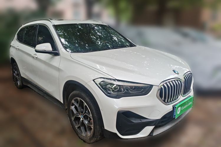 Used BMW X1 2020 sDrive25Li Leading Model Front Right 45 Deg