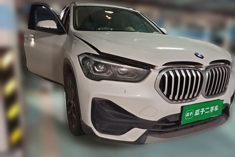 Used BMW X1 2020 sDrive25Li Leading Model Front Right 45 Deg