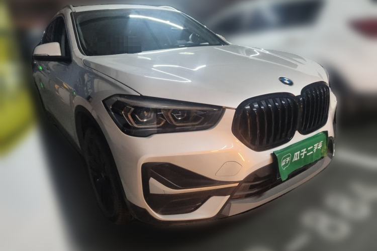 Used BMW X1 2020 sDrive20Li Fashion Model Front Right 45 Deg