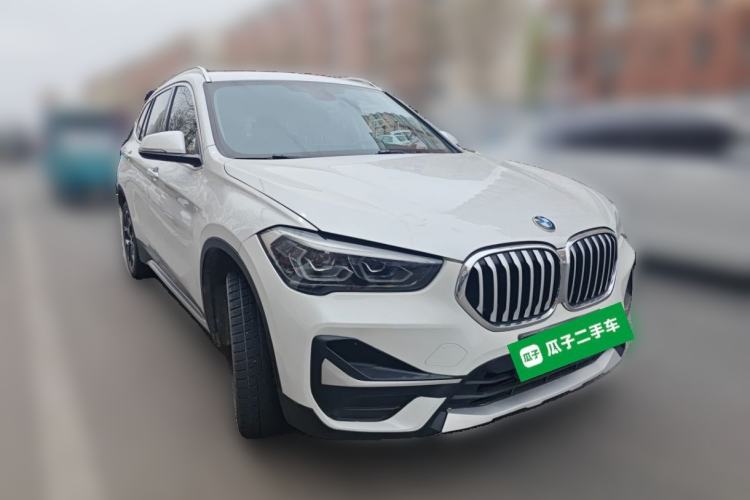 Used BMW X1 2020 sDrive20Li Premium Edition Front Right 45 Deg