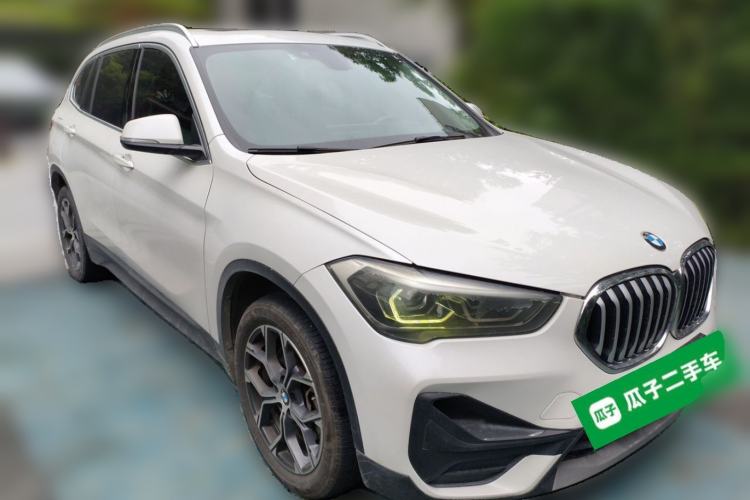 Used BMW X1 2020 sDrive25Li Leading Model Front Right 45 Deg