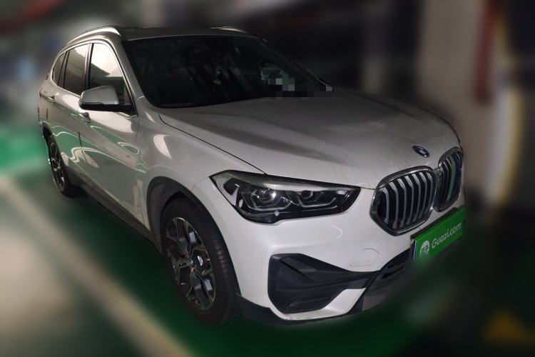 Used BMW X1 2020 sDrive25Li Leading Model Front Right 45 Deg