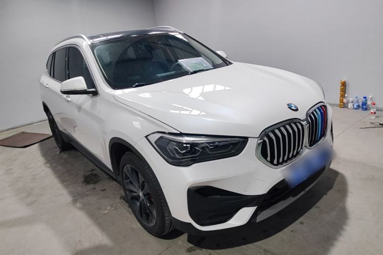 Used BMW X1 2020 sDrive20Li Fashion Model Front Right 45 Deg