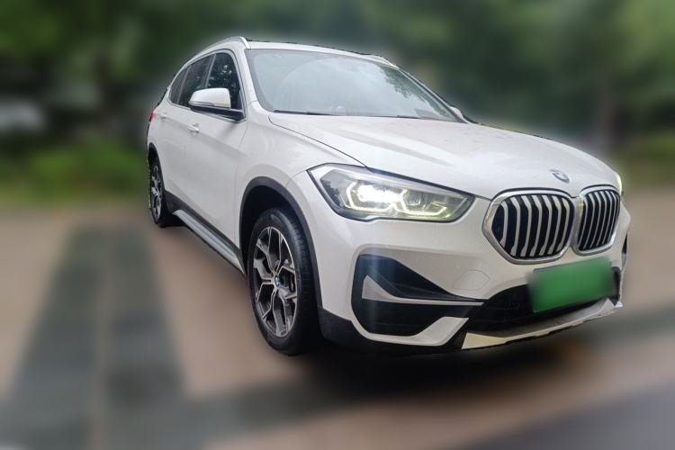 Used BMW X1 2020 sDrive20Li Premium Edition Front Right 45 Deg