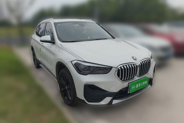 Used BMW X1 2020 sDrive20Li Fashion Model Front Right 45 Deg
