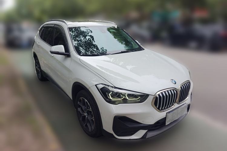 Used BMW X1 2020 sDrive25Li Leading Model Front Right 45 Deg