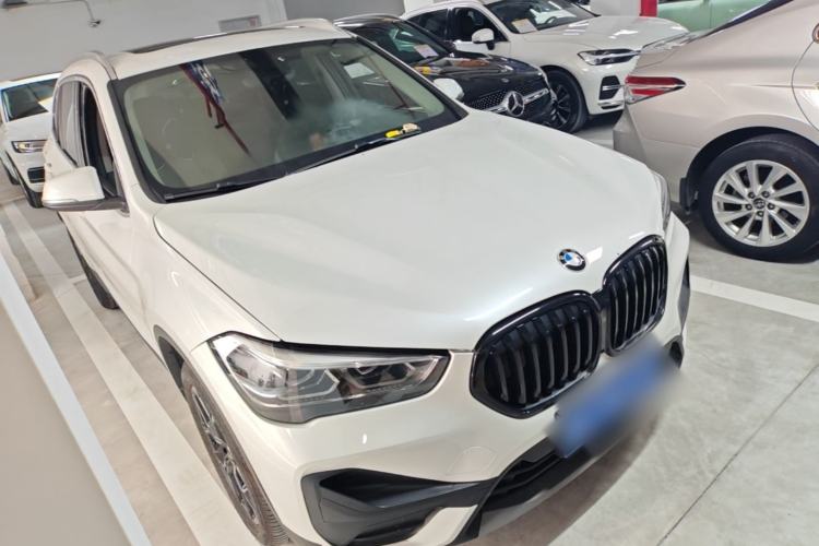 Used BMW X1 2020 sDrive25Li Leading Model Front Right 45 Deg