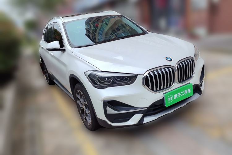 Used BMW X1 2020 sDrive20Li Premium Edition Front Right 45 Deg