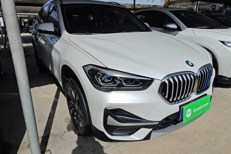 Used BMW X1 2020 sDrive20Li Fashion Model Front Right 45 Deg