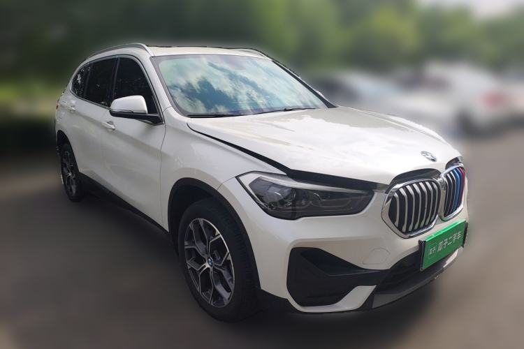 Used BMW X1 2020 sDrive25Li Leading Model Front Right 45 Deg