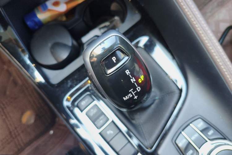 Used BMW X1 2020 sDrive20Li Premium Edition Gear Lever