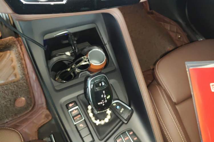 Used BMW X1 2020 sDrive25Li Leading Model Gear Lever