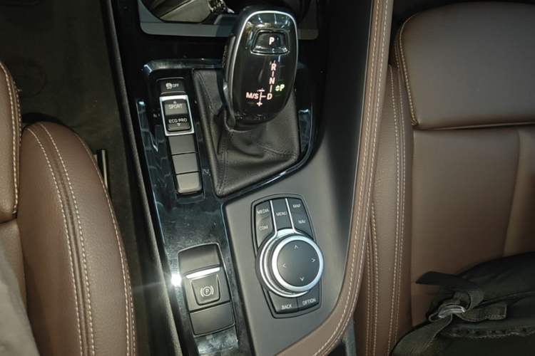Used BMW X1 2020 sDrive20Li Premium Edition Gear Lever