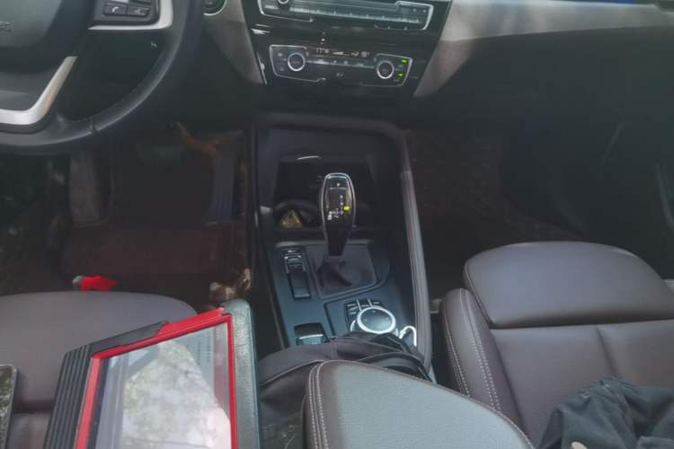 Used BMW X1 2020 sDrive25Li Leading Model Gear Lever