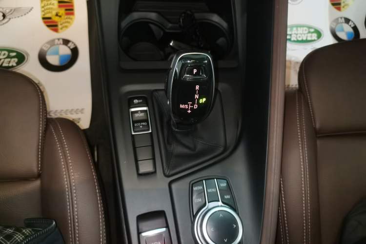 Used BMW X1 2020 sDrive25Li Leading Model Gear Lever