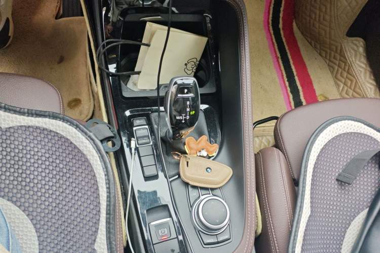 Used BMW X1 2020 sDrive20Li Premium Edition Gear Lever