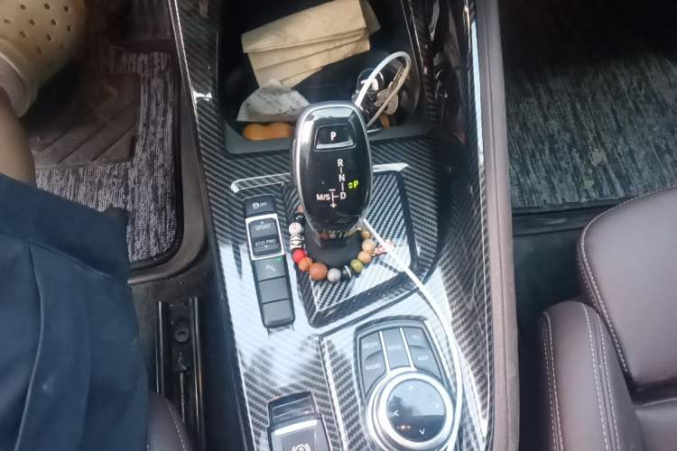 Used BMW X1 2020 sDrive25Li Leading Model Gear Lever