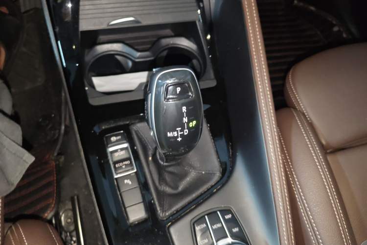Used BMW X1 2020 sDrive20Li Premium Edition Gear Lever