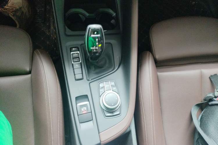 Used BMW X1 2020 sDrive25Li Leading Model Gear Lever