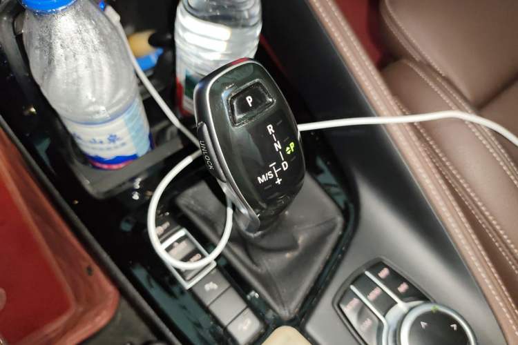 Used BMW X1 2020 xDrive25Li Luxury Edition Gear Lever